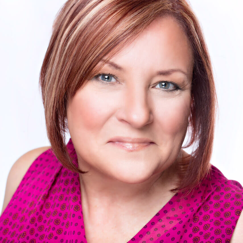 Debbie Rieger headshot