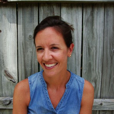 Jennifer Dennard headshot